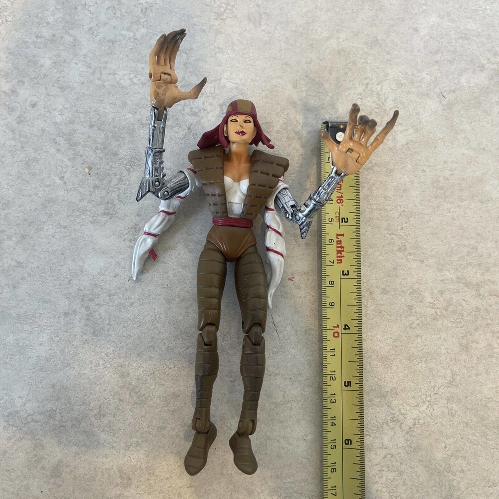 Marvel Legends Lady Deathstrike - Xemnu BAF Super Villains 6" Figure tight joint